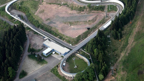 Bob- und Rennrodelbahn in Oberhof aus der Vogelperspektive