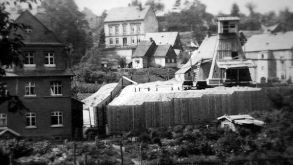 Überall im Erzgebirge gab es Schächte der Wismut AG.