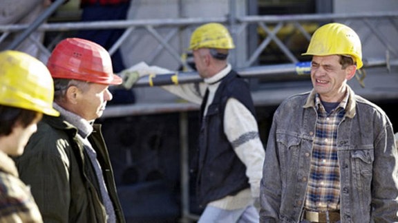 Ärger auf der Baustelle: Mario Goepfert diskutiert mit seinem Chef.