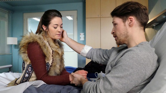 Franzi Wilde (Maja Lehrer) und Hendrik Hoffmann (Oliver Bender)