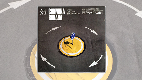 Cover der CD "Carmina Burana" es MDR-Sinfonieorchesters. Das Bild zeigt einen Kreisverkehr