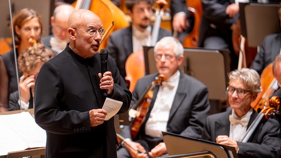 Das MDR-Sinfonieorchester spielt im Leipziger Gewandhaus das Eröffnungskonzert der MDR-Konzertsaison 2024/25