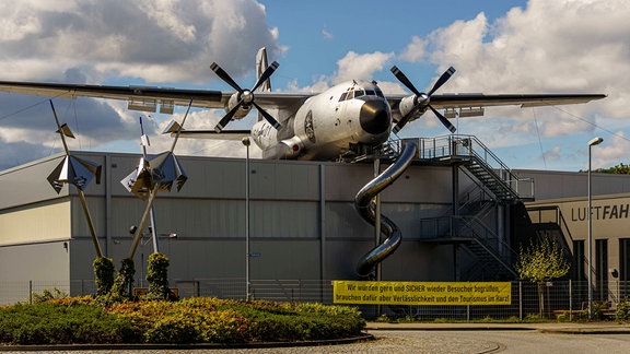 Aussenansicht vom Luftfahrtmuseum in Wernigerode im Harz.