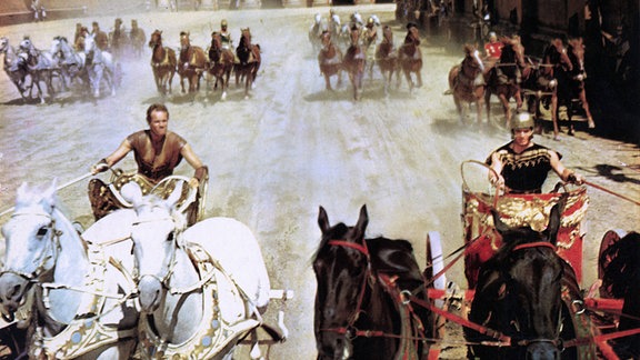 Filmausschnitt aus "Ben Hur": Pferdewagenrennen im alten Rom