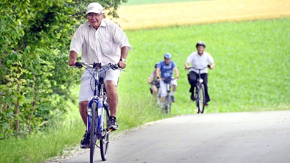 Radfahrer auf einer Straße