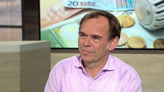 Hermann-Josef Tenhagen, Finanzexperte, im Studio.