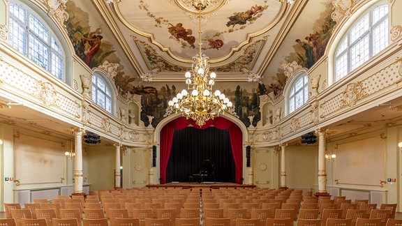 Blick in den Saal "Goldener Löwe" in Hainichen