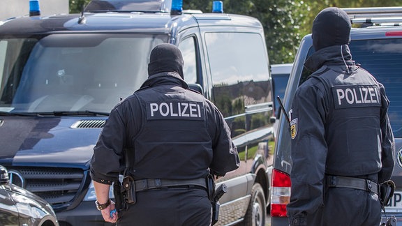 Polizisten einer Spezialeinheit