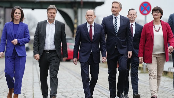 Norbert Walter-Borjans, Annalena Baerbock, Robert Habeck, Olaf Scholz, Christian Lindner, Volker Wissing und Saskia Esken