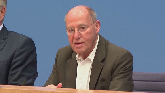 Bundestagsabgeordneter Gregor Gysi (Die Linke)