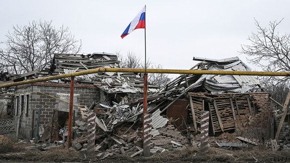 Selydowe liegt rund 40 Kilometer westlich von Awdijiwka (Bild), das im April dieses Jahres von Russland als erobert erklärt worden war.