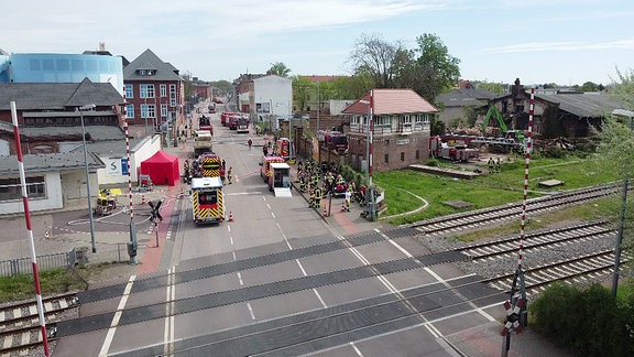 Brand einer Lagerhalle in Bernburg – Aufnahmen einer Drohne