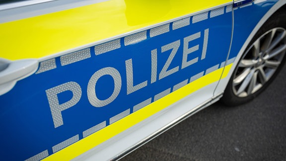 Seitentür eines Polizei-Fahrzeuges