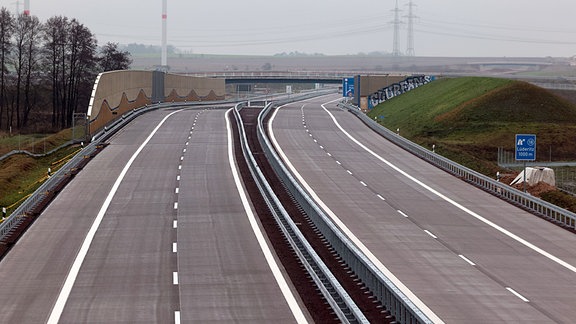 Blick auf einen Abschnitt der A 14, nach erfolgter Verkehrsfreigabe.