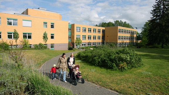 Blick auf das Altmark-Klinikum in Gardelegen, aufgenommen am 06.05.2009.