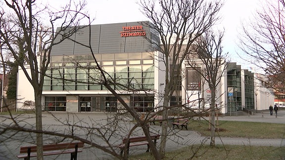 Außenansicht Theater Bautzen.