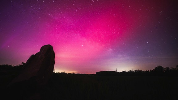 Polarlichter beim Aussichtsturm Striegistal.