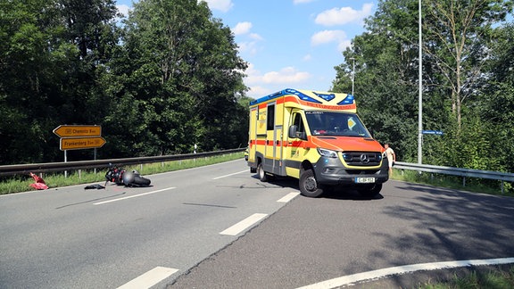 Motorradunfall B169 zwischen Frankenberg und Chemnitz