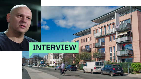 In der Collage befindet sich das Foto Frank Wiesners auf der linken Seite. Der Mann, der im Prozess als Zeuge ausgesagt hatte, trägt eine Glatze und trägt ein dunkles Shirt. Auf der rechten Seite ist das Mehrfamilienhaus zu sehen, unter dem in der Tiefgarage der Brand gelegt wurde. 