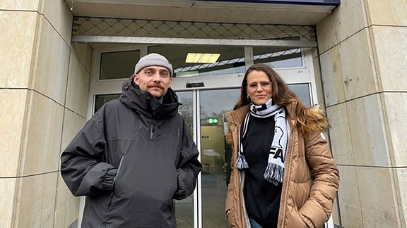 Die Sozialarbeiter von Safe Dresden (SafeDD) kümmern sich um Erwachsene die zum Beispiel Suchtprobleme haben. Heidi Hemmann und Konstantin Rühle berichten MDR SACHSEN über ihre Arbeit.