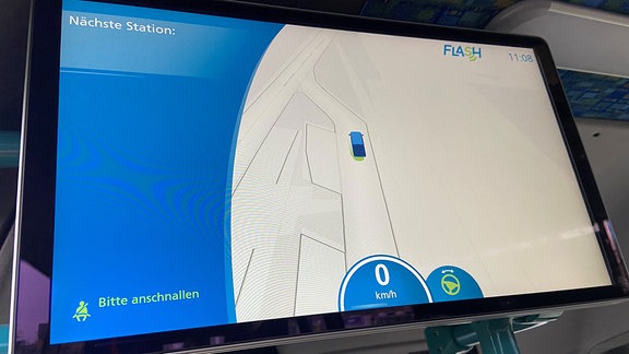 Eine Bildschirmanzeige in einem autonom fahrenden Bus