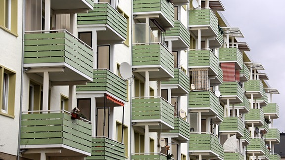 Balkone an einem Wohnhaus