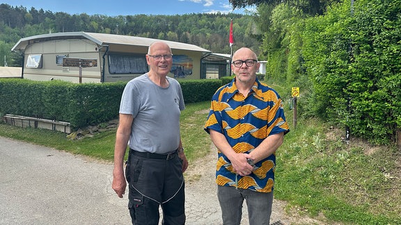 Die Betreiber Günther Kluge (links) und Uwe Reichelt (rechts).