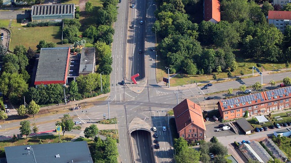 Luftbild - Verkehrsknotenpunkt Binderslebener Knie