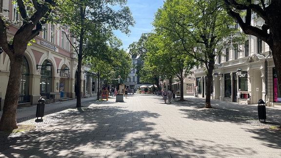 Ein Geschäft der Konsumgenossenschaft in der Weimarer Innenstadt.