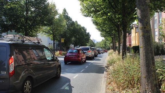 Dichter Verkehr in Weimar an der Ostumfahrung