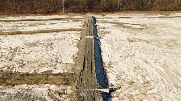 Unterwasserdamm Zeulenroda von oben 