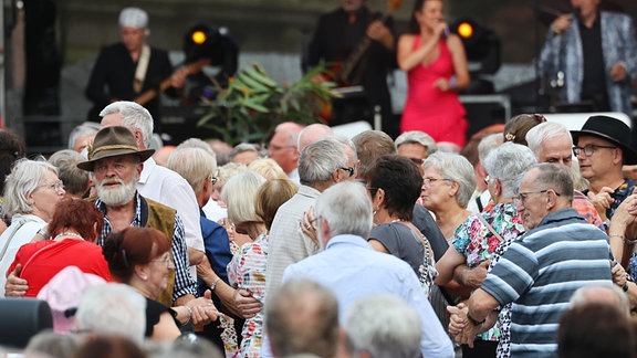 MDR THÜRINGEN-Sommernachtsball in Arnstadt im Ilm-Kreis