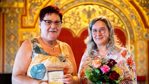 Verleihung der "Thüringer Rose" an Ehrenamtler aus dem ganzen Land. Auf der Wartburg, durch Sozialministerin Heike Werner.