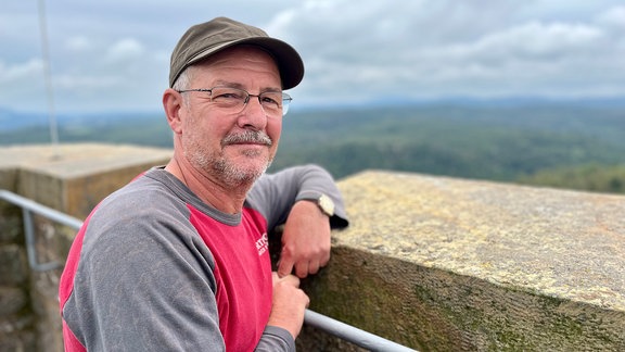 Steffen Lieder ist seit 1997 der Wassermeister der Burg. Täglich steigt er zum Wasserbehälter im höchsten Turm.