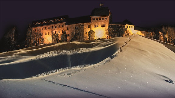 Die Creuzburg im Wartburgkreis im Winter.