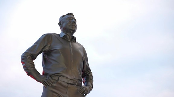 Denkmal, Trainerlegende Eduard Geyer