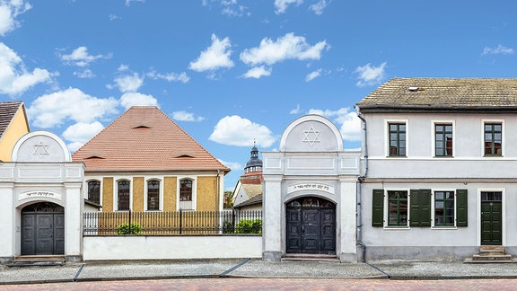 Synagoge in Gröbzig, Lange Straße, seit 1796. Heute befindet sich darin ein Museum zur Geschichte und Tradition des Judentums.        