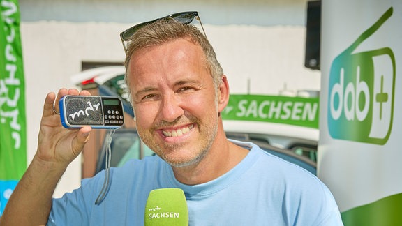 Silvio Zschage ist mit dem Musik-Mix-Mobil in Rosswein