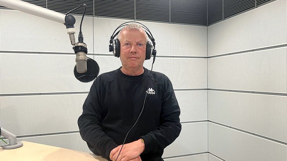 Fotograf Werner Schwehm im Sachsenradio-Studio