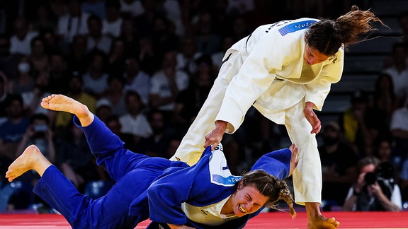  Olympische Spiele Paris 2024, Judo Damen Halbfinale, 31.07.2024 Miriam Butkereit (GER) vs Michaela Polleres (AUT) Sieg fuer Miriam Butkereit