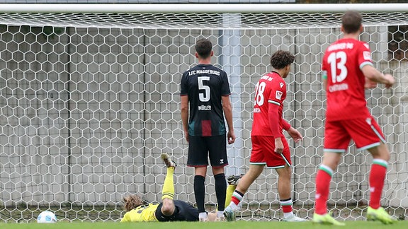 Tor zum 2:2 durch Jessic Ngankam (Hannover, 7)