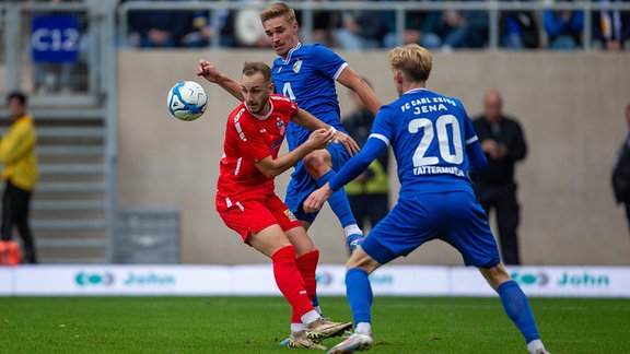 Ted Tattermusch und Sören - Kurt Reddemann (Jena) gegen Ömer Uzun (Erfurt)