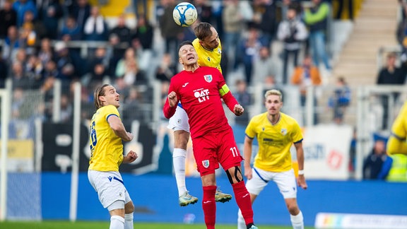 Philipp Wendt (Jena) gegen Daniel Frahn (Babelsberg)