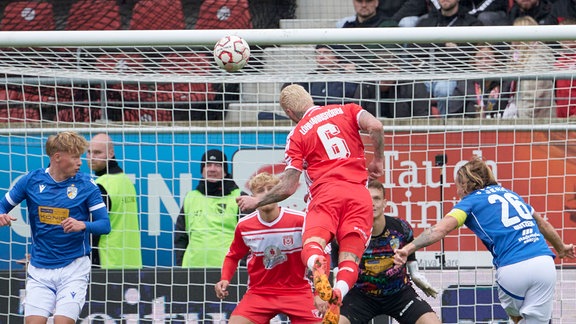 Jan Löhmannsröben HFC, 6 per Kopfball zum Tor 1:0.