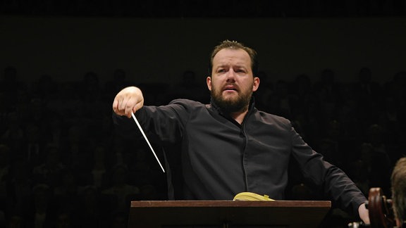 Andris Nelsons dirigiert Tschaikowski im Leipziger Gewandhaus