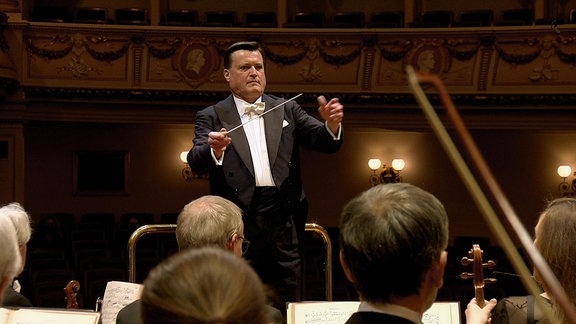 Christian Thielemann dirigiert Werke von Richard Strauss.