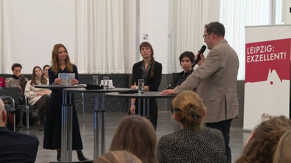 Podiumsdiskussion